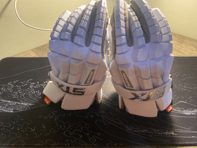 Used  STX Large Surgeon RZR2 Lacrosse Gloves