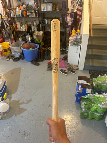 New Louisville Slugger Fungo Ash  36" Louisville Slugger Fungo Bat