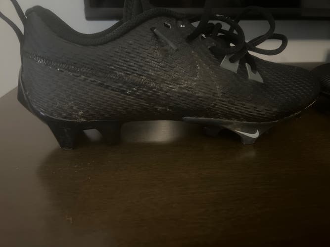 Used Men's Low Top Molded Cleats Vapor Edge Speed 360