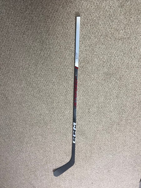 New Intermediate CCM Right Handed P90TM Jetspeed FT6 Pro Hockey Stick