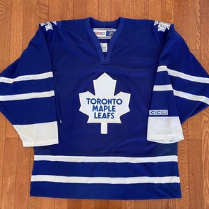 Vintage Toronto Maple Leafs Hockey Jersey