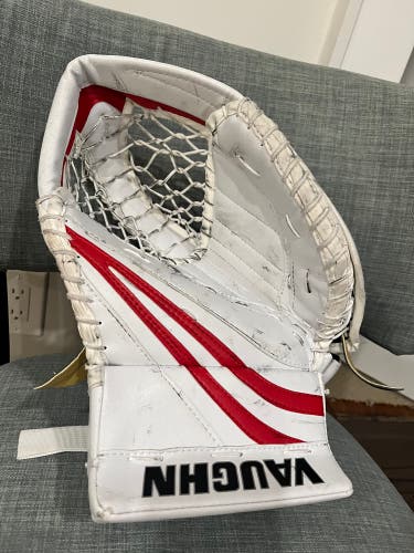 Vaughn Ventus SLR Junior Goalie Glove