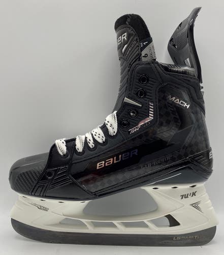 NEW Bauer Supreme Mach Skates w/Pulse TI Runners, Size 6 Fit 1