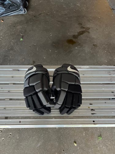 Nike Lacrosse gloves