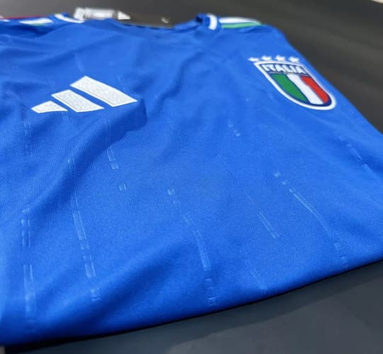 Italy Home Soccer Jersey Euro 2024 Adult M