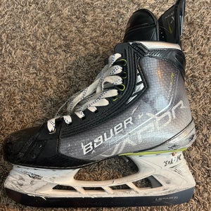 Used Custom Senior Bauer 7 Vapor Hyperlite Skates