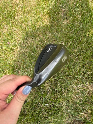 Used 9 Iron Right Handed g710