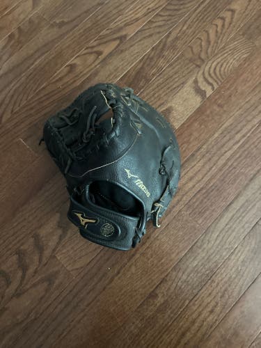 Mizuno First Base Mitt