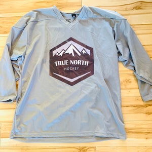 Practice Hockey jersey Medium