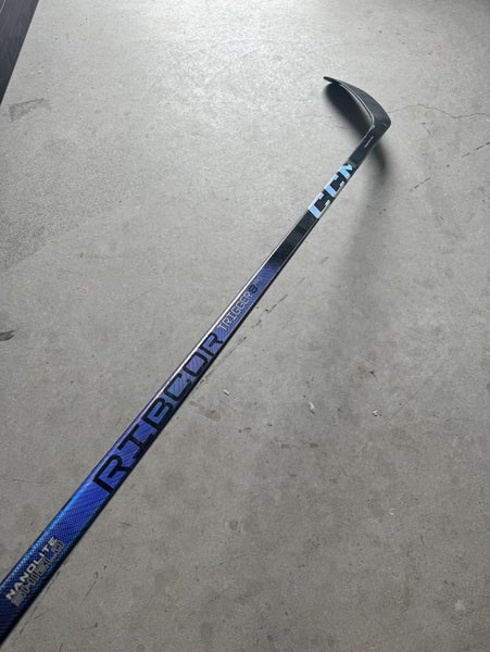 Used Senior CCM Right Handed P28 95 Flex Pro Stock RibCor Trigger 8 Pro Hockey Stick