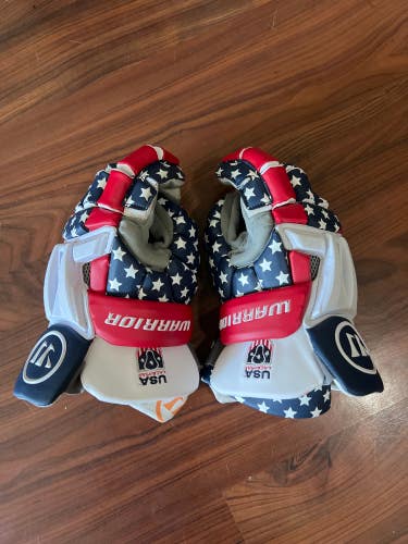 Used Team USA Warrior Burn XP Lacrosse Gloves Extra Large