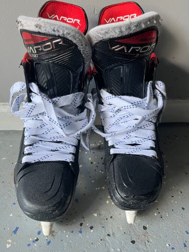 Used Bauer Vapor 3X Pro Hockey Skates Regular Width 8