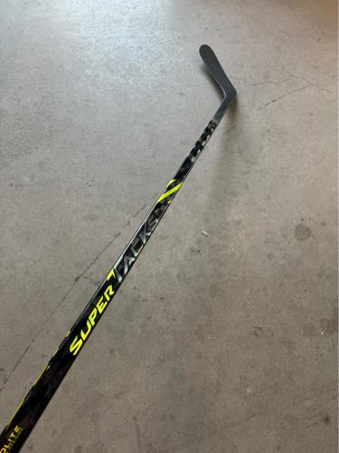 NHL New Senior CCM Left Hand P28M 85 Flex Pro Stock Super Tacks AS4 Pro Hockey Stick