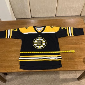 Bergeron hockey jersey