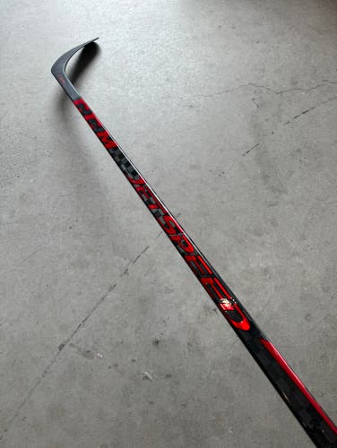 NHL New Senior CCM Left Hand Mid Pattern 75 Flex Pro Stock JetSpeed FT4 Pro Hockey Stick