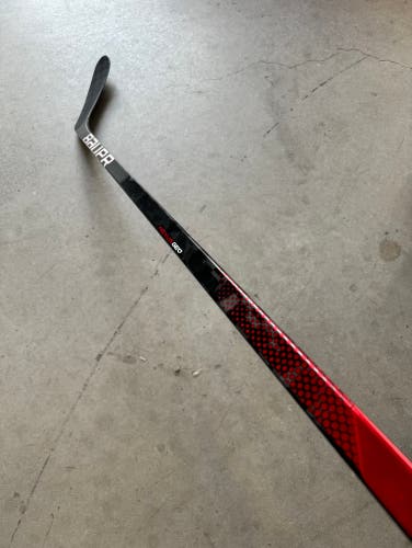 NHL New Senior Bauer Right Handed P28 Pro Stock Nexus Geo Hockey Stick