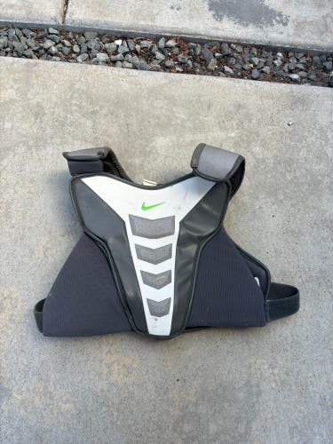 Nike Vapor Elite SP Shoulder / Chest Pad