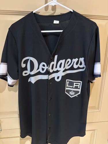 Dodgers x Kings Collab Jersey Black Used Adult M