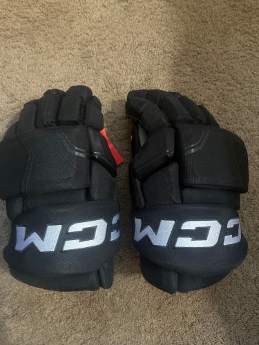 *Brand New CCM 14" Pro Stock HGQL Gloves