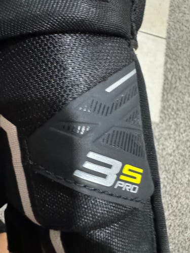 Bauer Supreme 3S Pro Glove