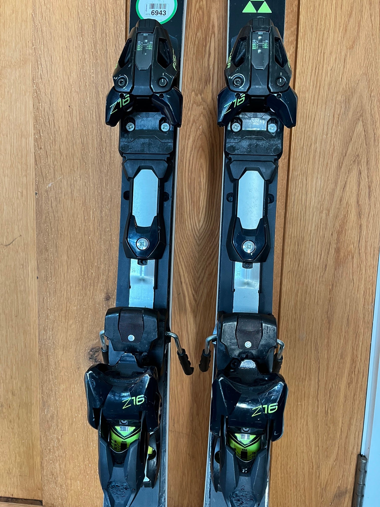 Fischer RC4 World Cup GS Skis 183cm With Z16 Bindings