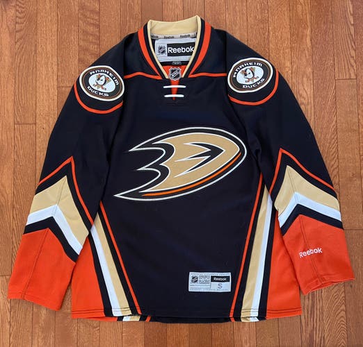 Vintage Anaheim Ducks Hockey Jersey