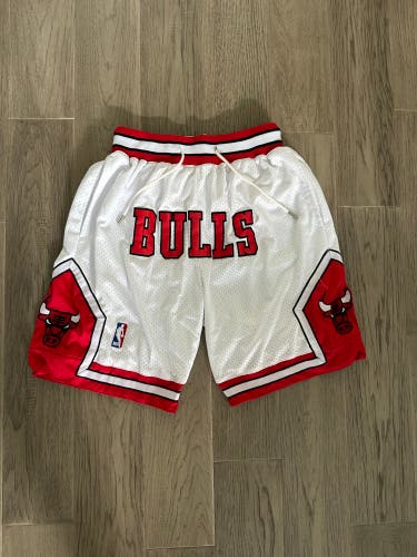 Replica Just Don Retro Chicago Bulls 1997 NBA Finals Vintage Adult Basketball Shorts BNIB - Medium