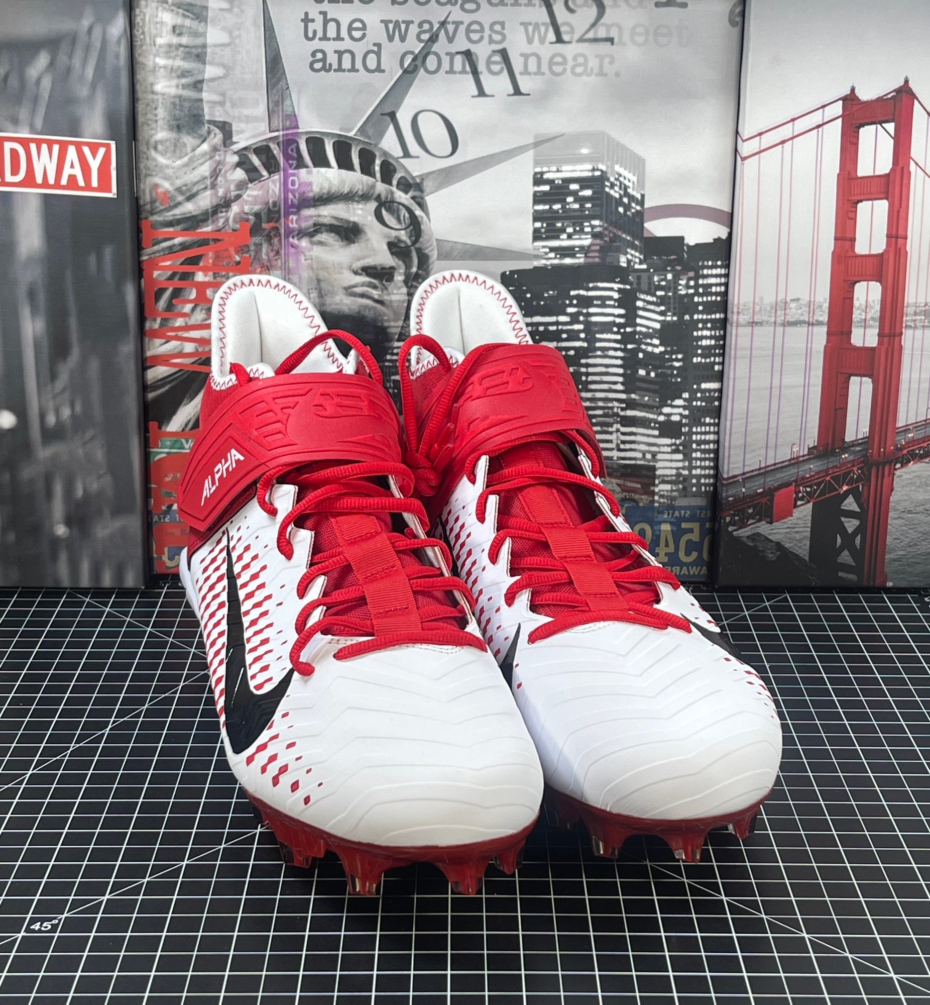 Nike Alpha Menace Pro 2 Mid Football Cleats White/Red BV3945-106 Nike Alpha Menace Pro 2 Alabama Crimson Tide Football Cleats  main image 2