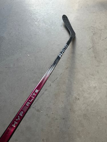 Used Senior Bauer Left Hand P28 77 Flex Pro Stock Vapor Hyperlite 2 Hockey Stick