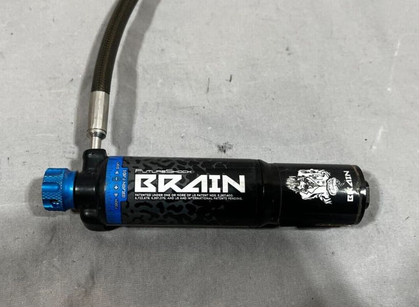 新品未開封 sanzoku mountain shockwide Fox Racing Specialized Future Shock Brain 7.5