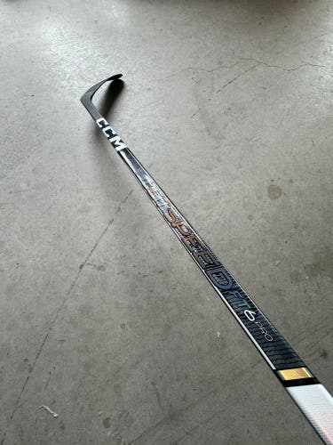 NHL New Senior CCM Left Hand P28M 90 Flex Pro Stock Jetspeed FT6 Pro Hockey Stick