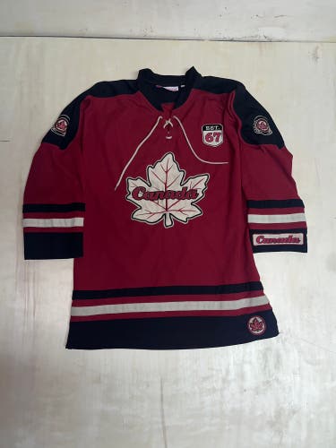 Small Team Canada Vintage Hockey Jersey