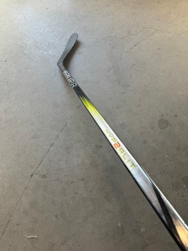 Used Senior Bauer Right Handed P92 77 Flex Pro Stock Vapor Hyperlite 2 Hockey Stick