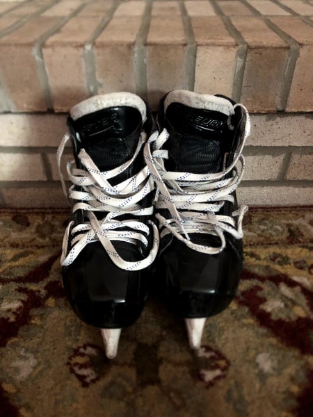 Used Senior Bauer Supreme S29 Hockey Goalie Skates Regular Width 8.5 D