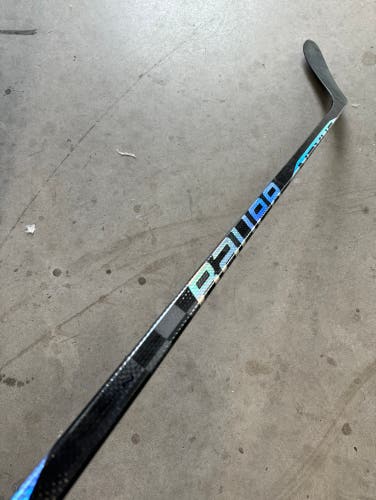 Used Senior Bauer Left Hand P28 77 Flex Pro Stock Nexus Sync Hockey Stick