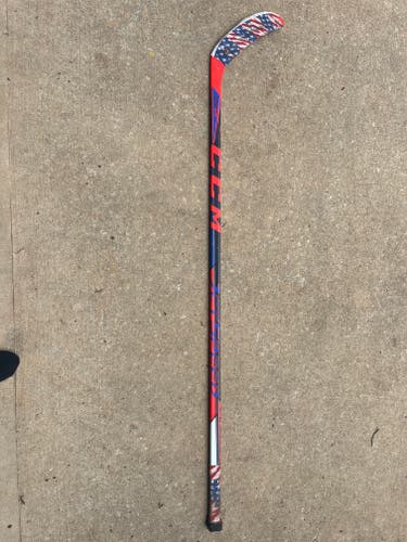 Used Intermediate CCM Jetspeed FT475 Right Handed Hockey Stick P28