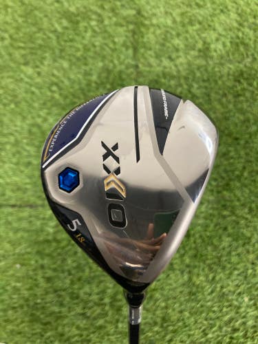 Used Men's XXIO 12 Fairway Wood Right Handed Regular Flex 5 Wood