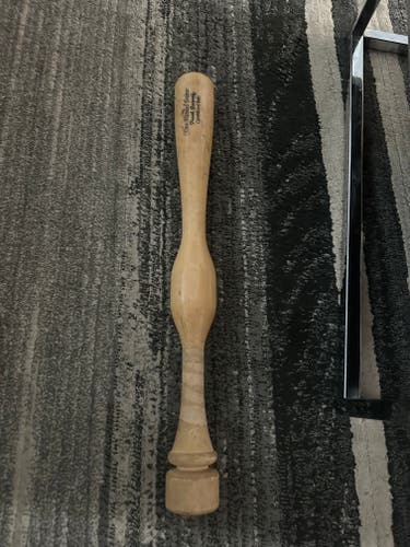 Used CamWood Bat (-10) 12 oz 22"
