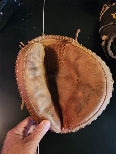 Continental 6105 Catcher's Glove