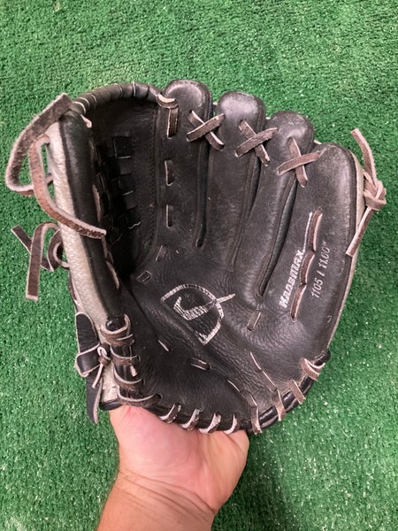 Used Nike Chaos Max Right Hand Throw Baseball Glove 11"