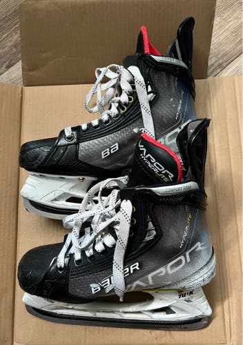 Bauer Vapor Hyperlite Skates