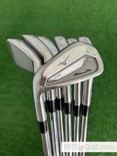 LH Mizuno Pro 223 Forged Iron Set 4-P / NS Pro Modus Tour 115 Stiff