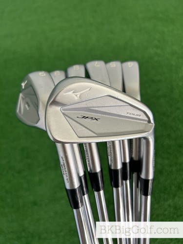 Mizuno JPX 923 Tour Iron Set 4-P / Dynamic Gold X100 Extra Stiff