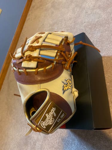 Custom Rawlings 1st base glove HOH