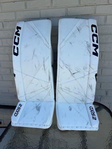 CCM goalie Axis 2 Pro Pads