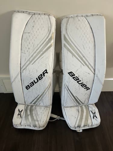 Large Bauer Vapor 2X Goalie Leg Pads