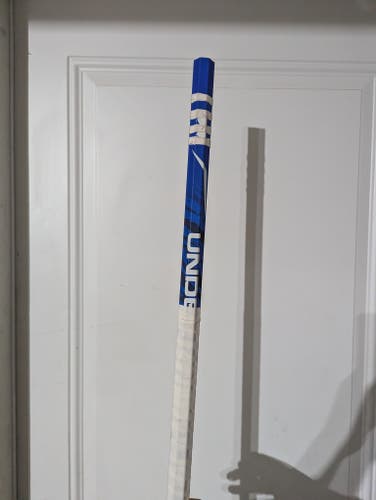 Very gently used Under Armour Command X Shaft