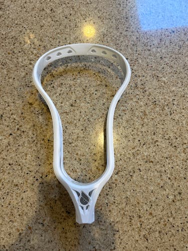 Pioneer 2 attack head made by Powell lacrosse