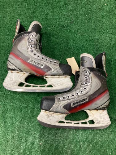 Used Senior Bauer Vapor X7.0 Hockey Skates Regular Width 7