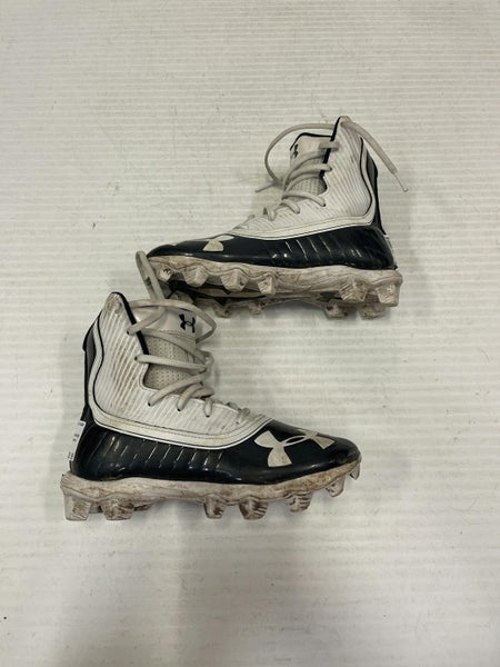 Used Under Armour Junior 03.5 Football Cleats